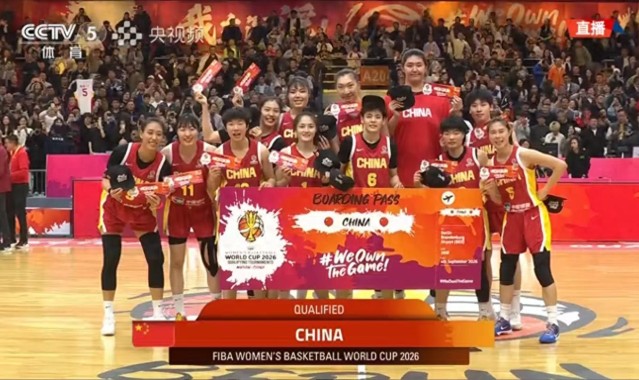 世界杯app下载-光漂亮有啥用？4战14中3，失误多于得分，球迷：是咋进的国家队？