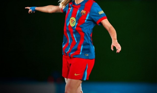 世界杯直播软件官网-巴萨女足官方：阿莱桑德里右膝前十字韧带断裂，未来几天接受手术