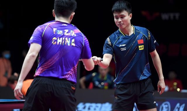 世界杯手机观看-连胜梁靖崑马龙樊振东 周启豪问鼎直通赛男单冠军