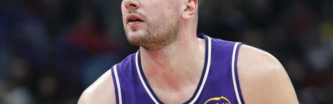 世界杯下载中心入口-艾顿上点心吧！美记：因为东契奇的缘故，很多中锋都愿意来湖人